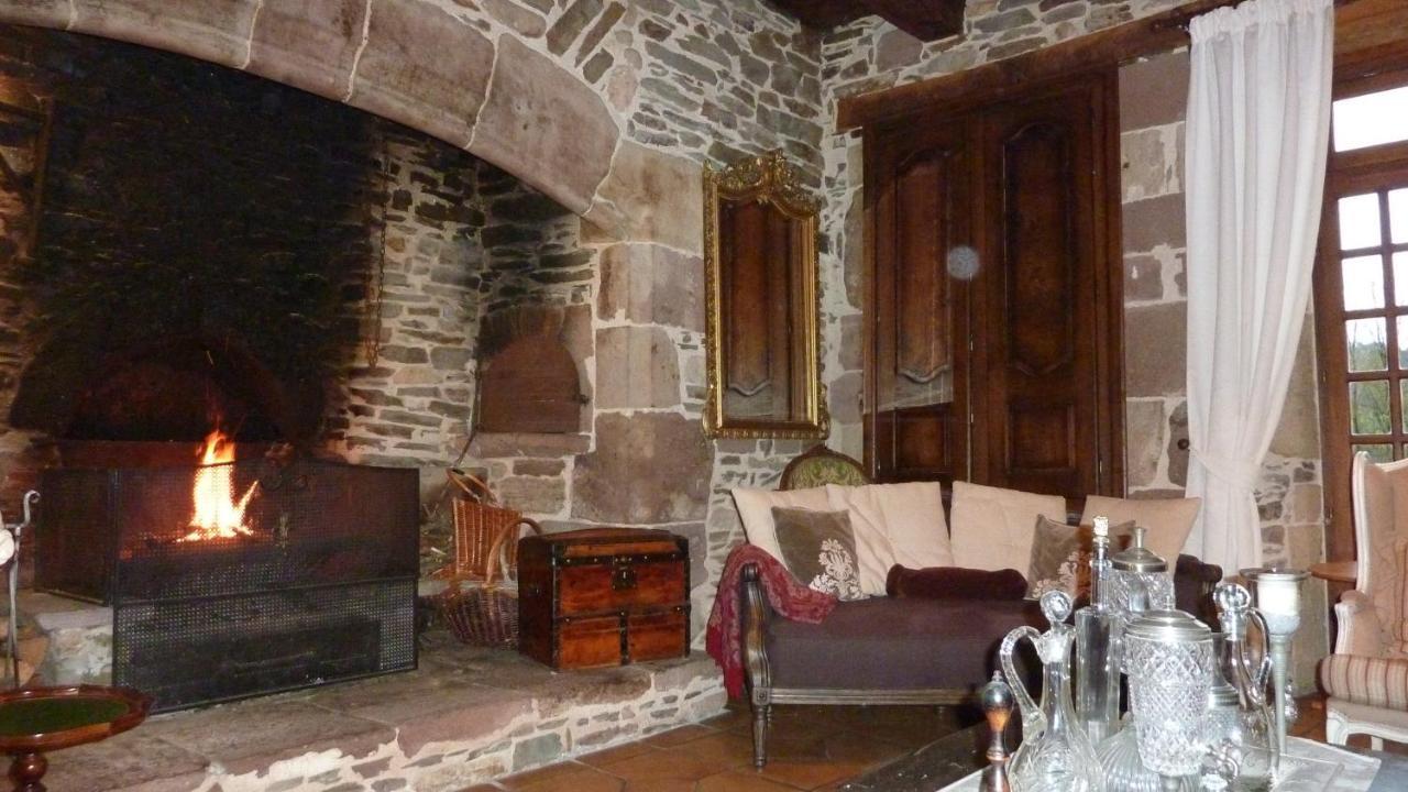 إستين B&B Manoir De La Fabregues المظهر الخارجي الصورة