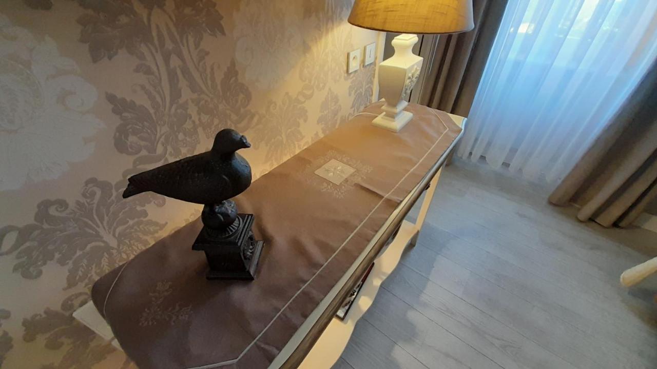 إستين B&B Manoir De La Fabregues المظهر الخارجي الصورة